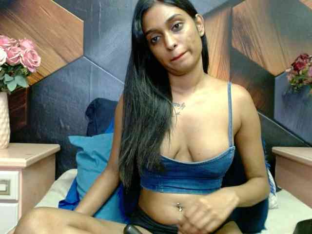 LusciousIndian webcam