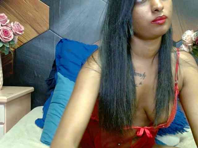 LusciousIndian webcam