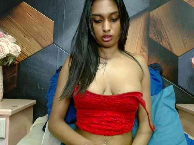 LusciousIndian webcam