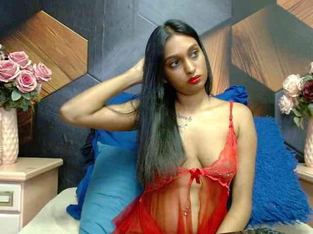 LusciousIndian webcam