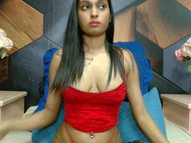 LusciousIndian webcam