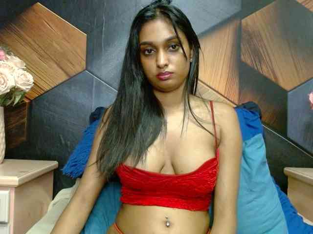 LusciousIndian webcam