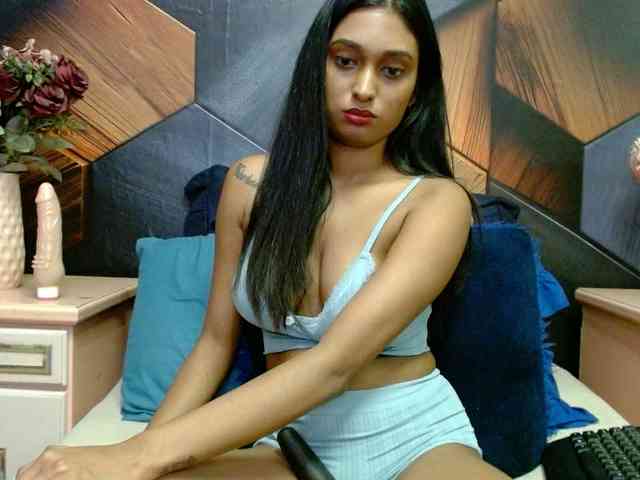LusciousIndian webcam