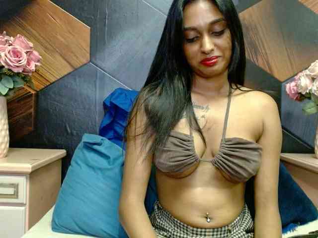 LusciousIndian webcam