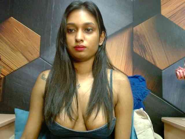 LusciousIndian webcam