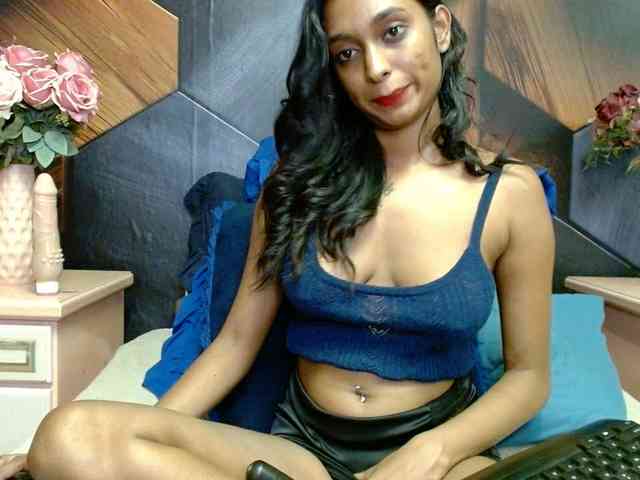 LusciousIndian webcam