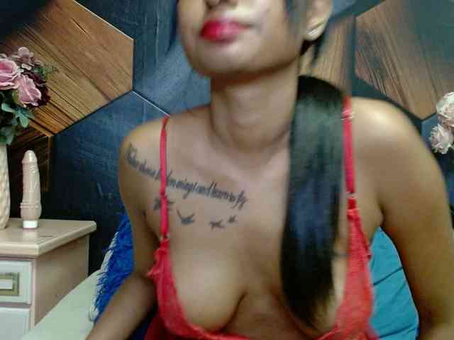 LusciousIndian webcam