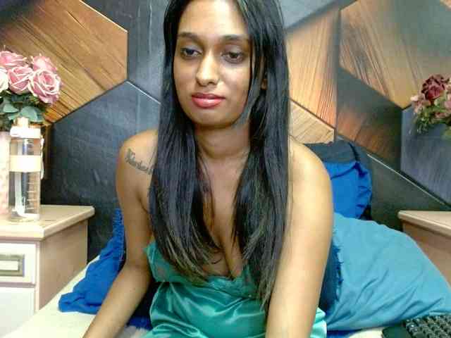 LusciousIndian webcam