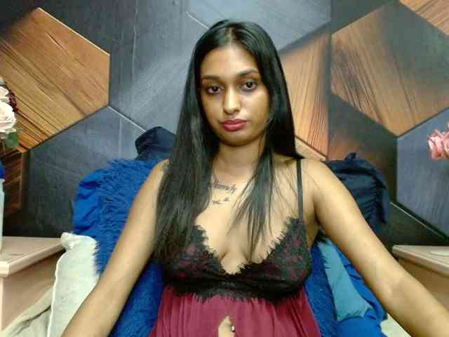 LusciousIndian webcam
