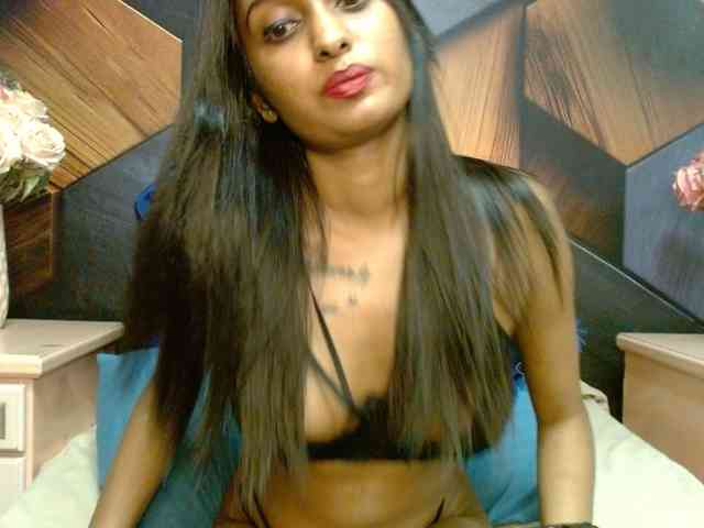 LusciousIndian webcam