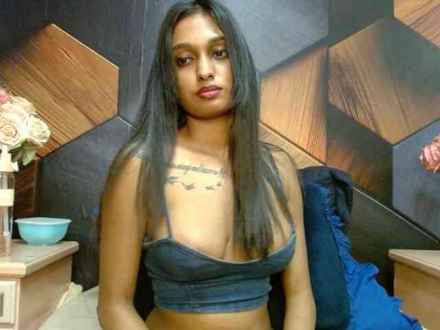LusciousIndian Live Webcam on BongaCams