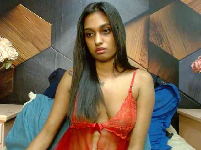 LusciousIndian webcam