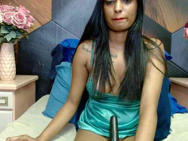 LusciousIndian webcam