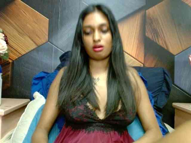 LusciousIndian webcam