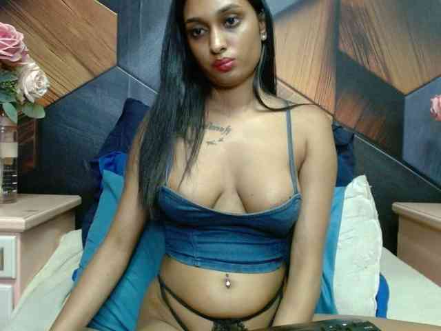 LusciousIndian webcam