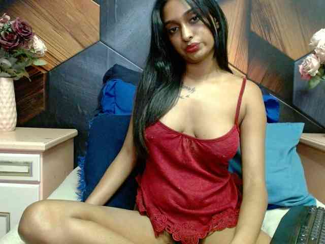 LusciousIndian webcam