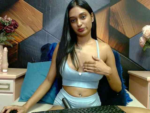 LusciousIndian webcam