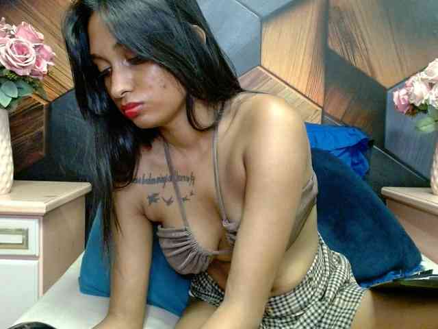 LusciousIndian webcam