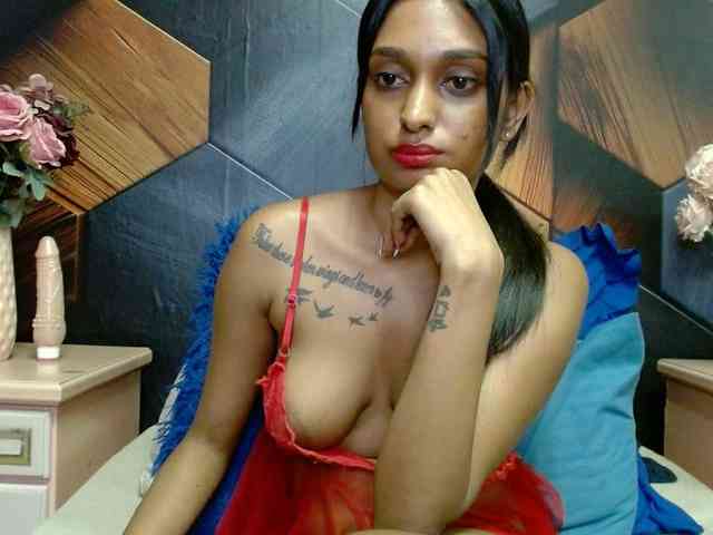 LusciousIndian webcam