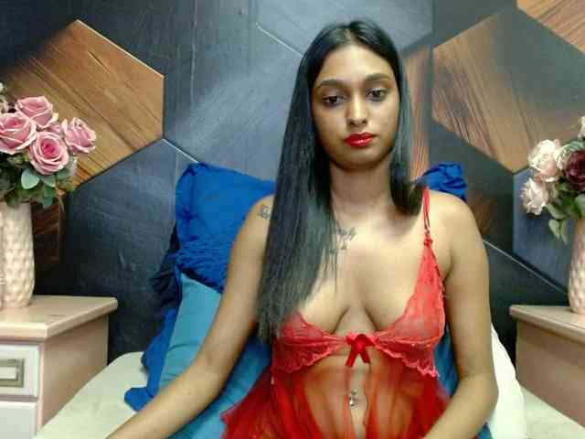 LusciousIndian webcam