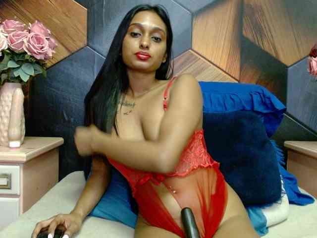 LusciousIndian webcam