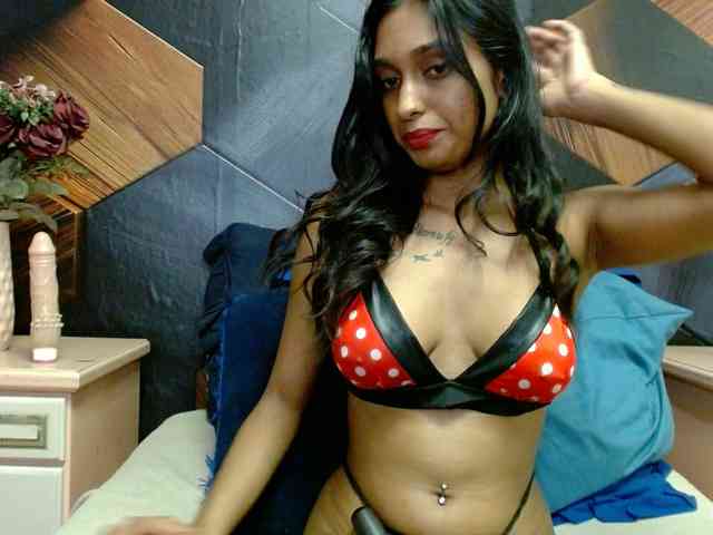 LusciousIndian webcam