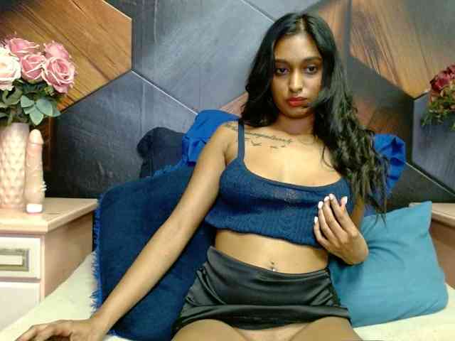 LusciousIndian webcam