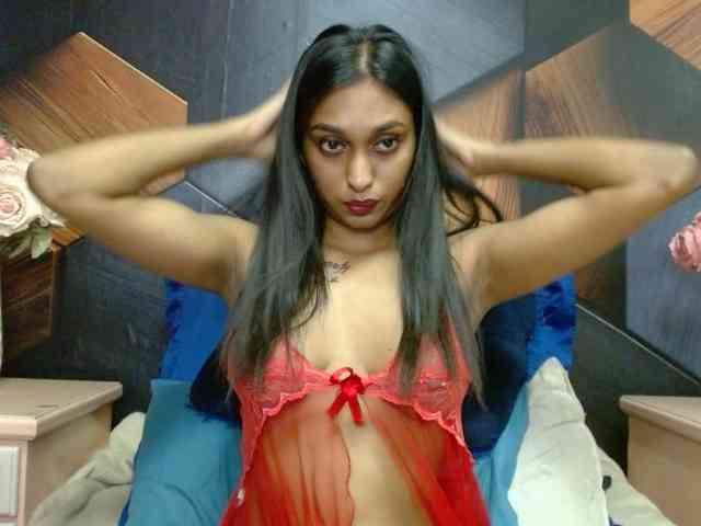 LusciousIndian webcam