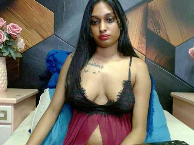 LusciousIndian webcam