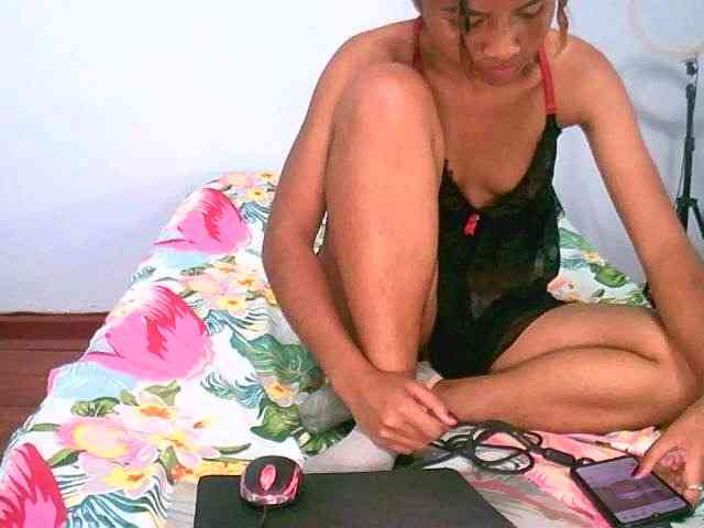 Squirtgirl69 webcam