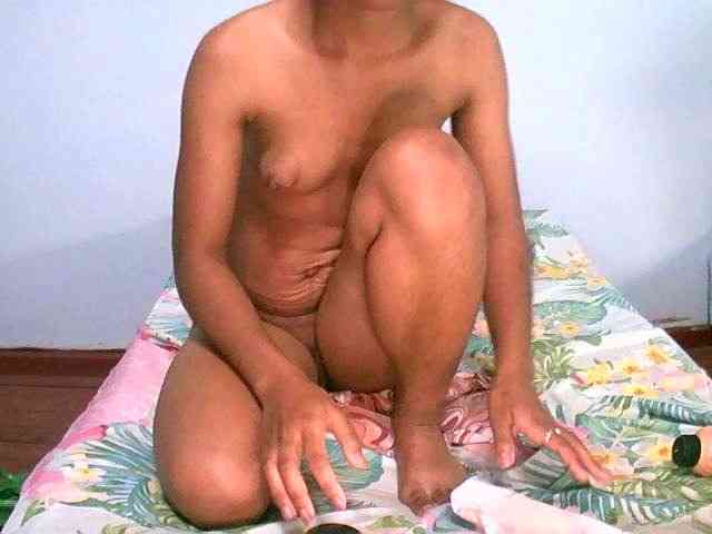 Squirtgirl69 webcam
