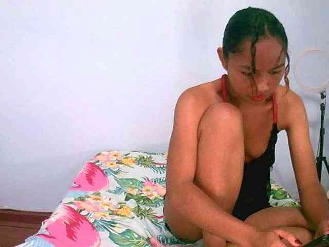 Squirtgirl69 webcam