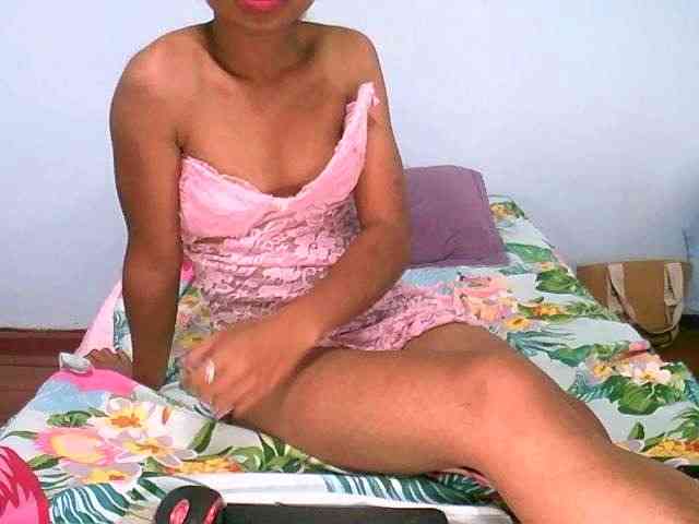 Squirtgirl69 webcam