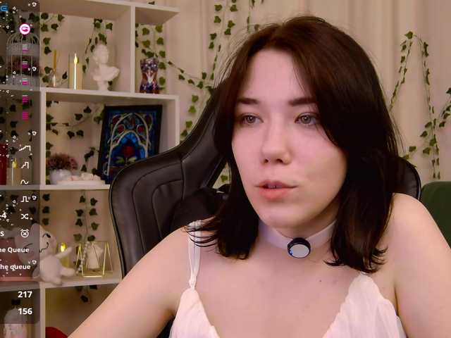 Kelly-foox's BongaCams show and profile