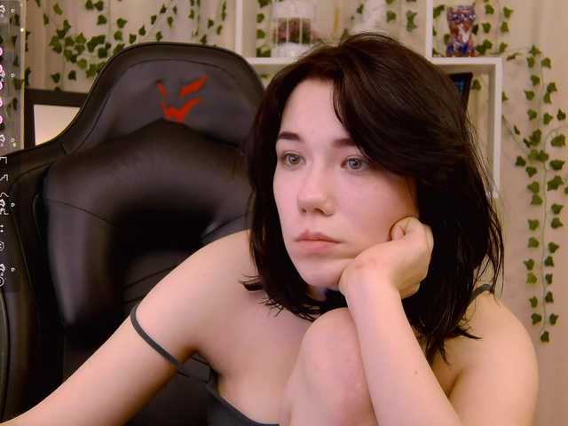 Kelly-foox's BongaCams show and profile