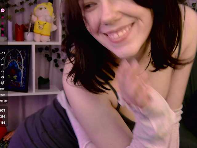 Kelly-foox's BongaCams show and profile