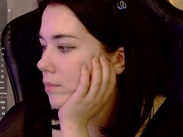 Kelly-foox live cam profile