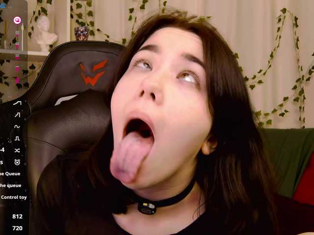 Kelly-foox's BongaCams show and profile