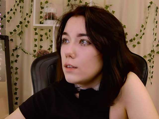 Kelly-foox's BongaCams show and profile