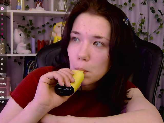 Kelly-foox's BongaCams show and profile