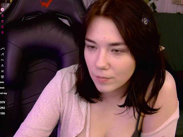 Kelly-foox's BongaCams show and profile