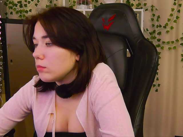 Kelly-foox's BongaCams show and profile