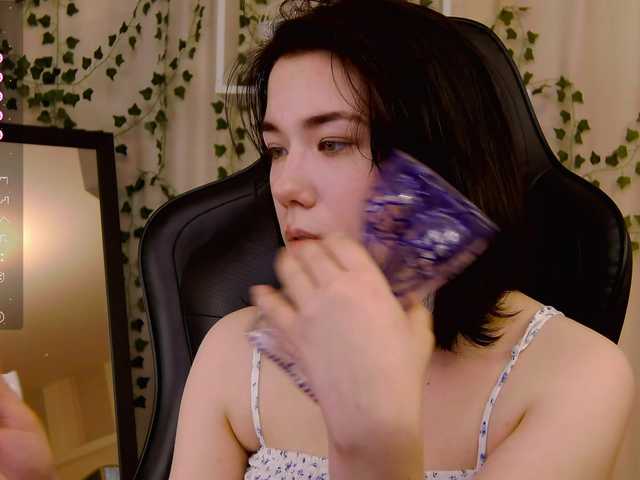 Kelly-foox's BongaCams show and profile