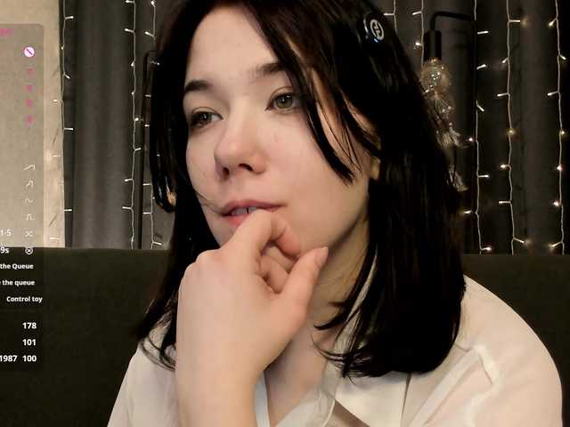 Kelly-foox's BongaCams show and profile