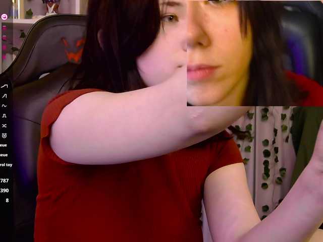 Kelly-foox's BongaCams show and profile