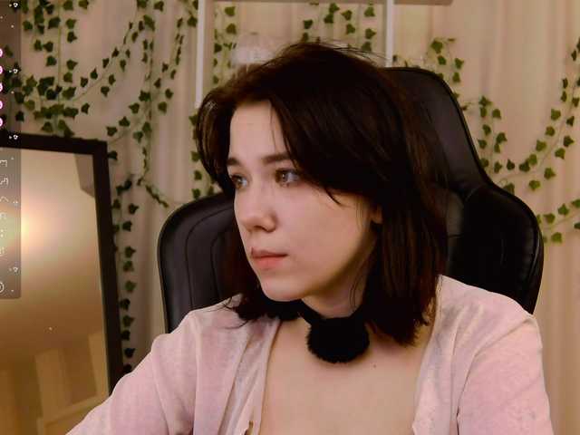 Kelly-foox's BongaCams show and profile