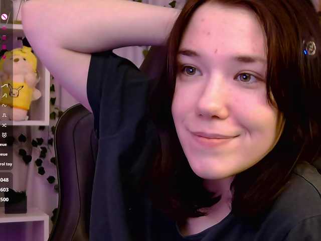 Kelly-foox's BongaCams show and profile