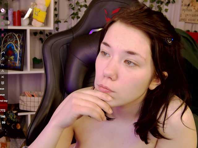 Kelly-foox's BongaCams show and profile