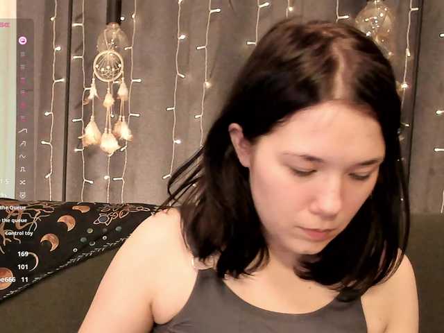 Kelly-foox's BongaCams show and profile