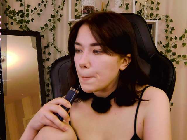 Kelly-foox's BongaCams show and profile